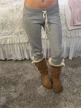 Y2K Victoria’s Secret pink sweats